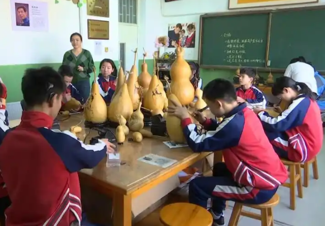 落实根底教育阶段积极推进残疾学生享有15年免费教育 落实根底教育阶段积极推进残疾学生享有15年免费教育