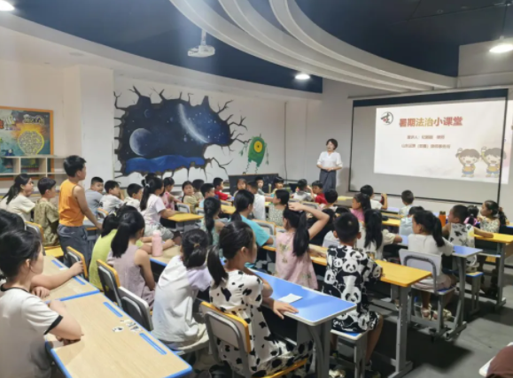 量化考核规范而应重视进程性点评重视学生在项目实践中的参与度