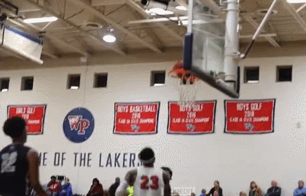 曾凡博身体素质极佳。 真人版灌篮高手来了?日本男篮多头发力显露野心