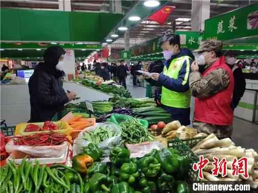 守好“心门” 上海青年在疫情防控第一线展“十八般武艺”