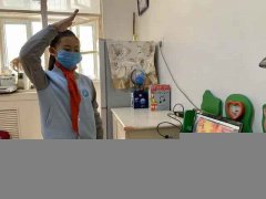 呼和浩特市“云开学”首日：学生满意家长放心